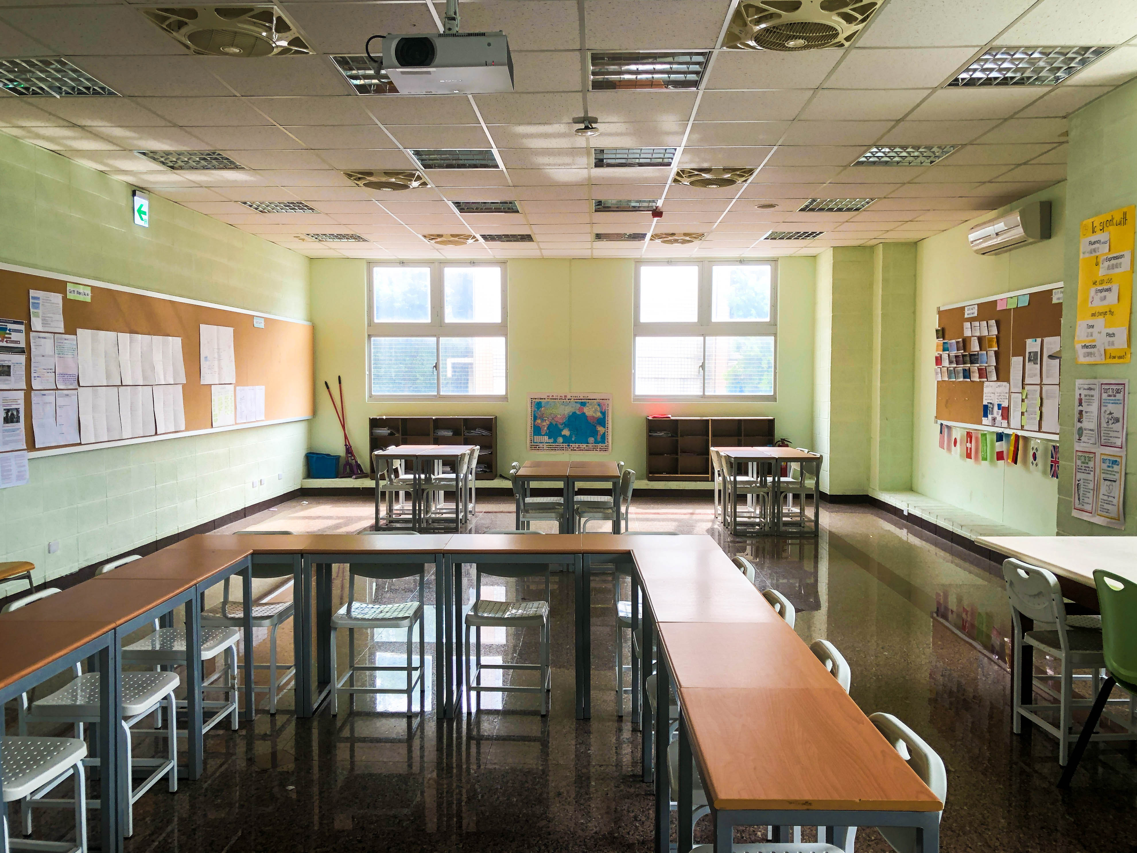 empty classroom 1